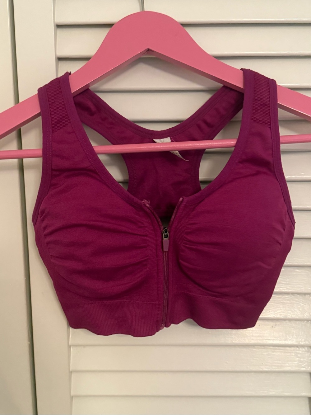 90 Degree By Reflex Front-Zip Sports Bra in Magenta